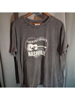 Maurices XXL Gray Nashville Country Heart Graphic T-Shirt